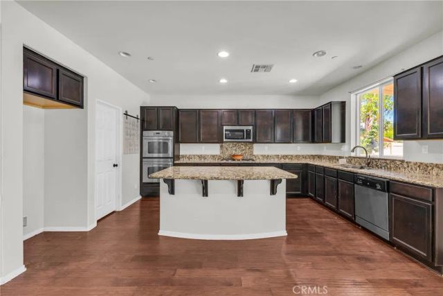 31928 Sewalt Court, Menifee, CA 92584