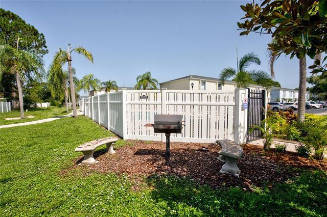 11922 CYPRESS CREST CIRCLE, Tampa, FL 33626