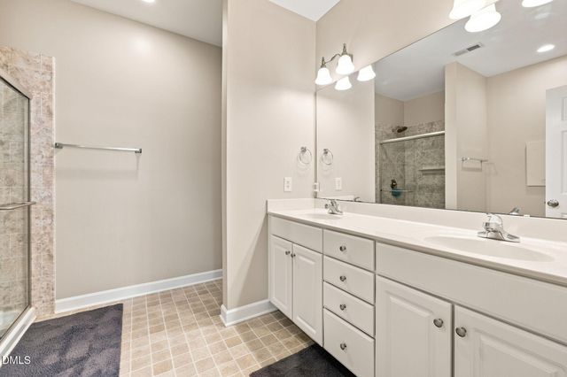 7304 Caversham Way, Raleigh, NC 27617