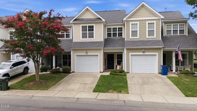 7304 Caversham Way, Raleigh, NC 27617