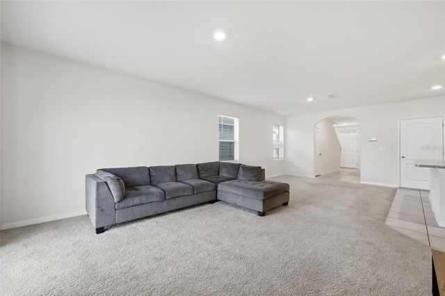 706 CHINOY ROAD, Davenport, FL 33837