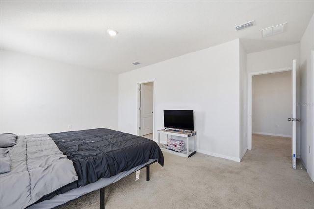 706 CHINOY ROAD, Davenport, FL 33837