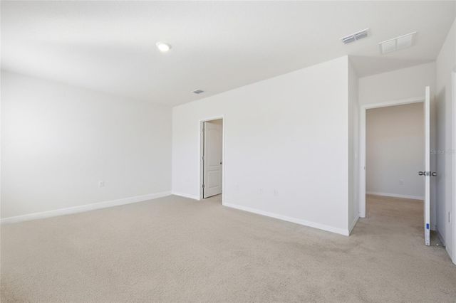 706 CHINOY ROAD, Davenport, FL 33837