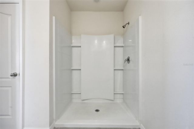 706 CHINOY ROAD, Davenport, FL 33837