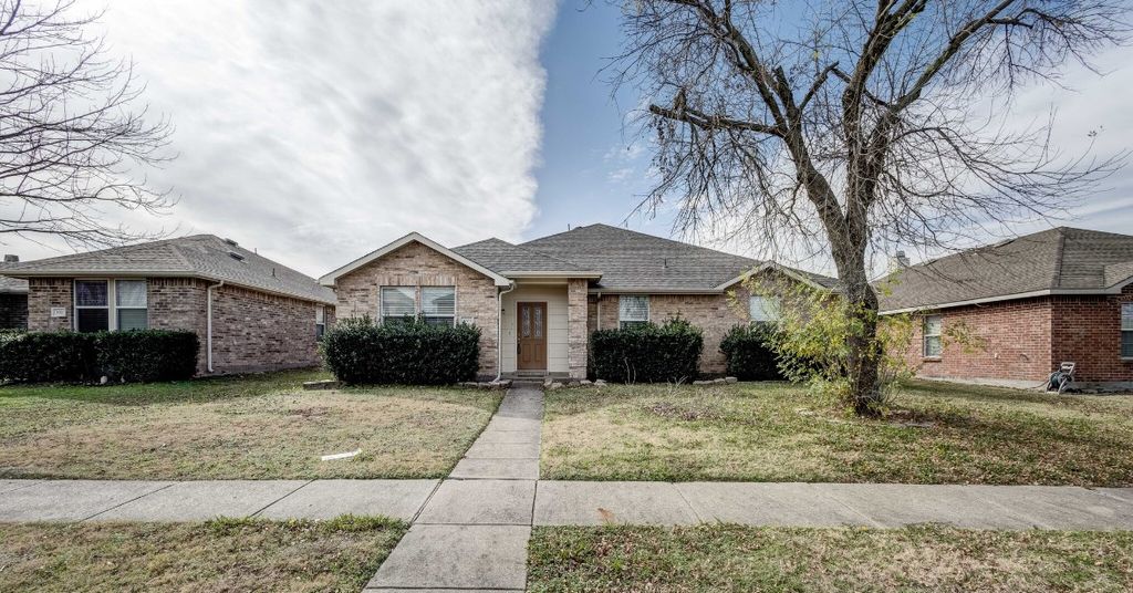 3009 Meadow Bluff Drive, Wylie, TX 75098