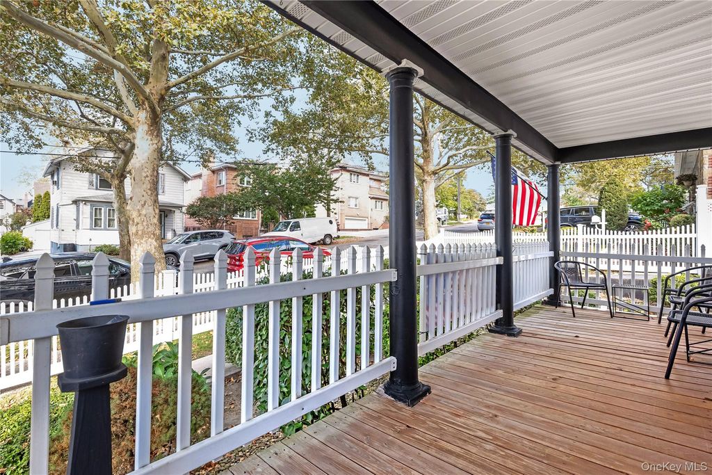 154-58 11th Avenue, Whitestone, NY 11357 — photo 5