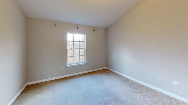 104 Whitetail Dr, Chippewa Twp, PA 15010