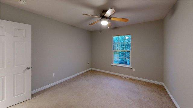 104 Whitetail Dr, Chippewa Twp, PA 15010
