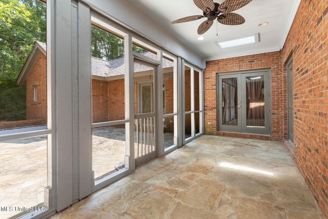 180 Grants Ferry Circle, Brandon, MS 39047