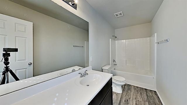 11636 NW 97th Street, Yukon, OK 73099