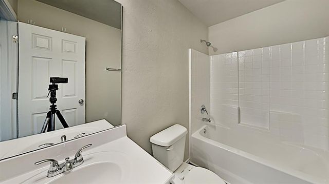 11636 NW 97th Street, Yukon, OK 73099