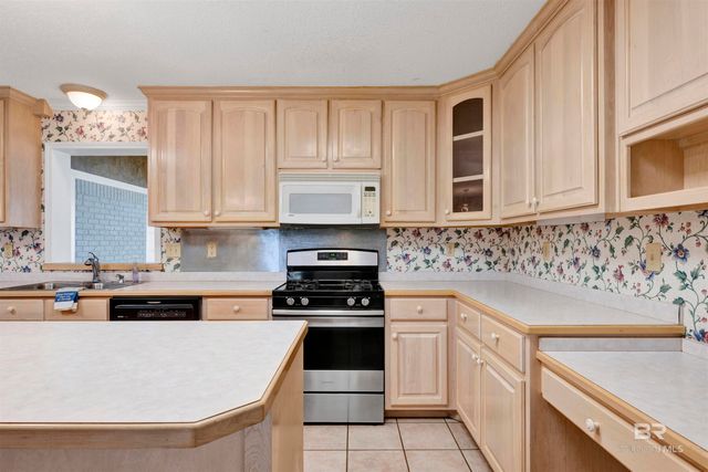 415 Rosa Avenue, Fairhope, AL 36532