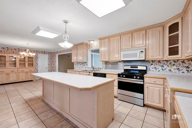 415 Rosa Avenue, Fairhope, AL 36532