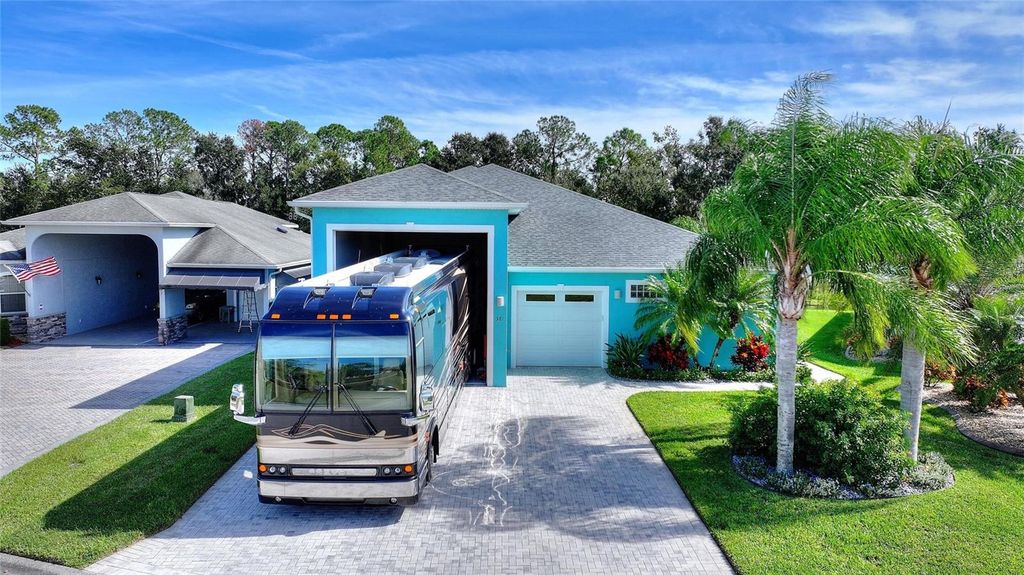 381 NOLANE LANE, Polk City, FL 33868