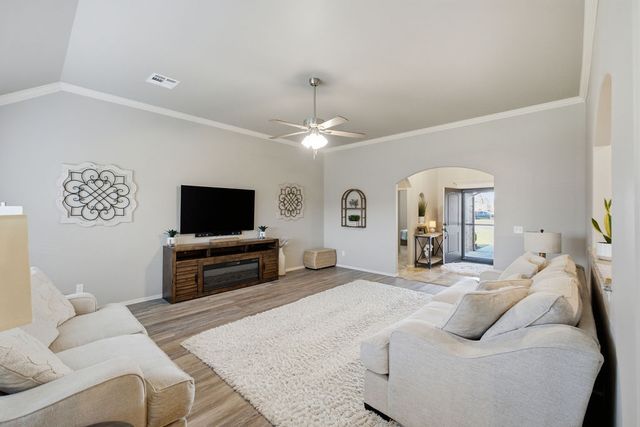 7621 E 83rd Street North, Owasso, OK 74055