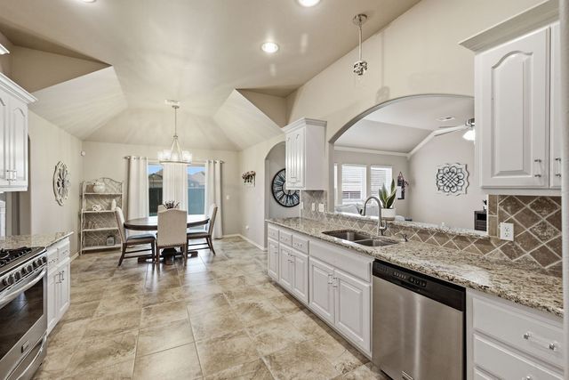 7621 E 83rd Street North, Owasso, OK 74055