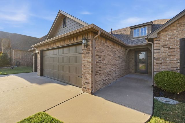 7621 E 83rd Street North, Owasso, OK 74055