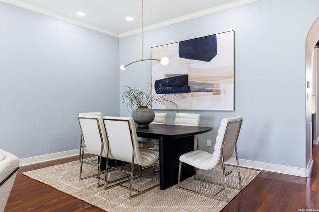 215 E Mulberry, San Antonio, TX 78212