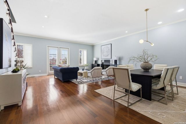 215 E Mulberry, San Antonio, TX 78212