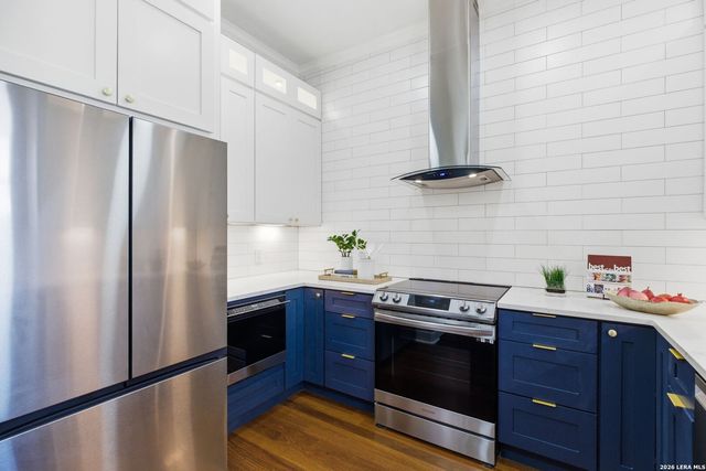 215 E Mulberry, San Antonio, TX 78212