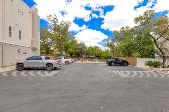 215 E Mulberry, San Antonio, TX 78212