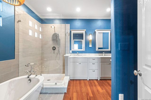 215 E Mulberry, San Antonio, TX 78212