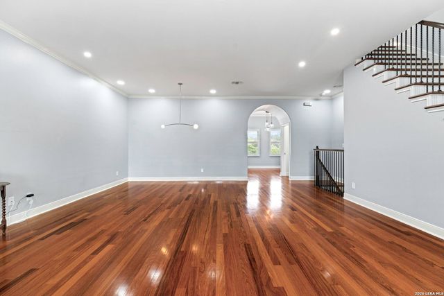 215 E Mulberry, San Antonio, TX 78212