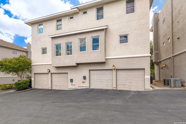 215 E Mulberry, San Antonio, TX 78212