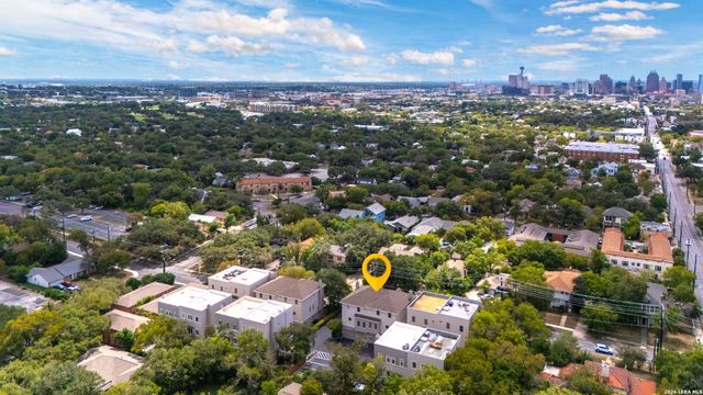 215 E Mulberry, San Antonio, TX 78212