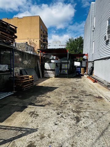 10607 Northern Boulevard 1A, Corona, NY 11368