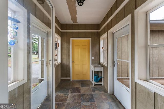 140 Plymouth Drive, Cartersville, GA 30120