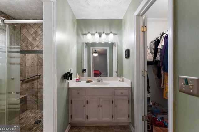 140 Plymouth Drive, Cartersville, GA 30120