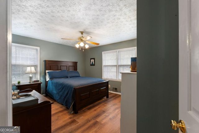 140 Plymouth Drive, Cartersville, GA 30120