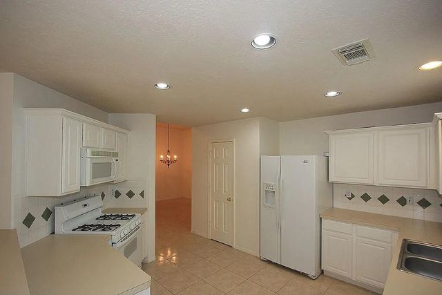 43 Steep Trail Place, Conroe, TX 77385