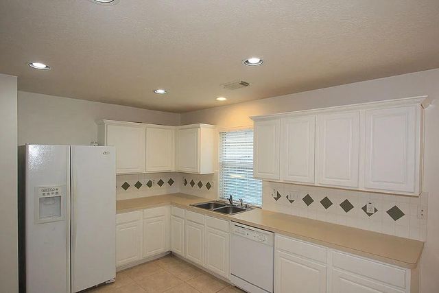 43 Steep Trail Place, Conroe, TX 77385