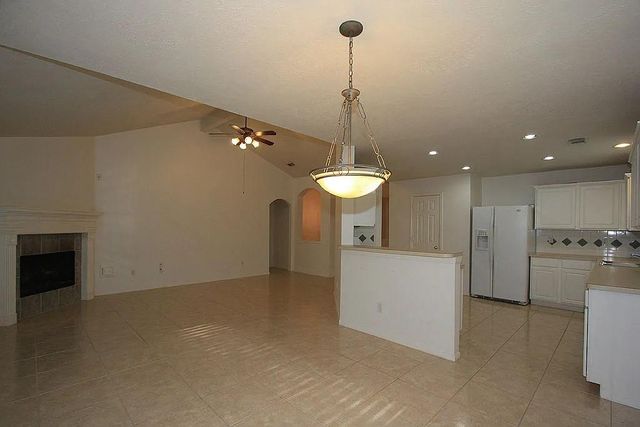 43 Steep Trail Place, Conroe, TX 77385