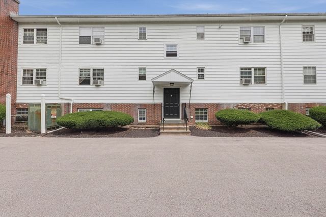 6 Venice Street C2, Danvers, MA 01923