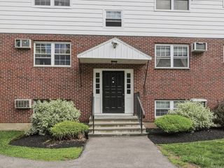 6 Venice Street C2, Danvers, MA 01923