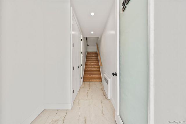 1 Manor Drive 202, Monsey, NY 10952