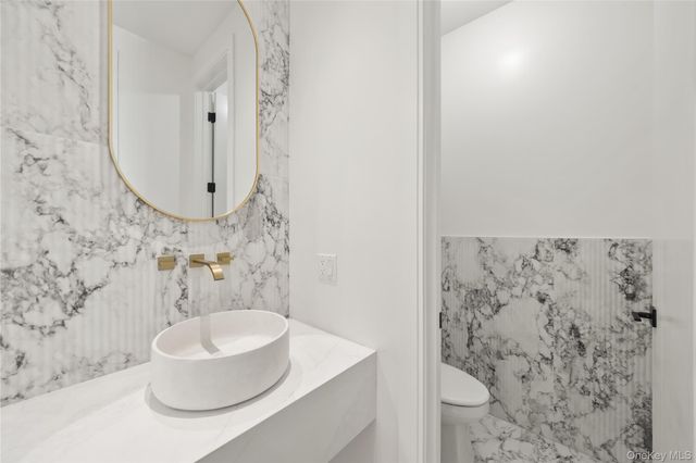 1 Manor Drive 202, Monsey, NY 10952