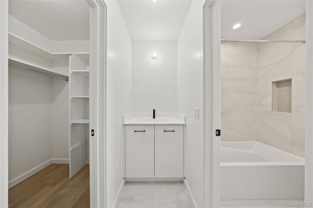 1 Manor Drive 202, Monsey, NY 10952