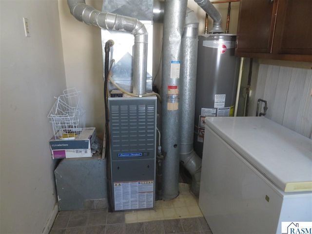 446 Tyler Avenue, North Mankato, MN 56003