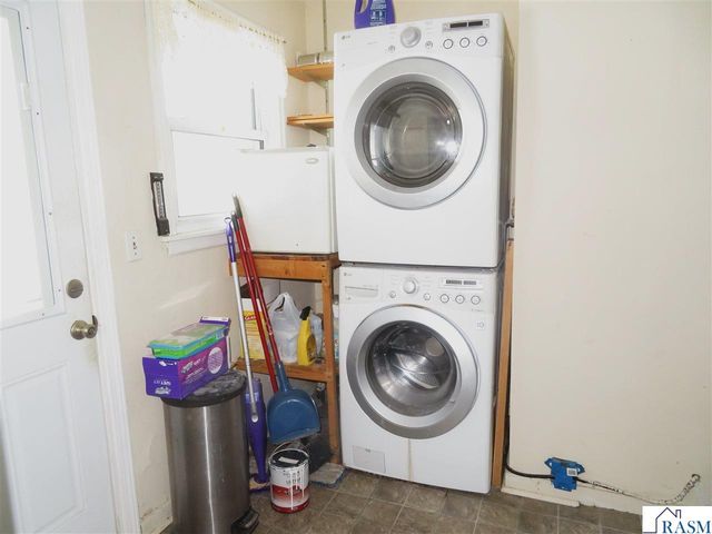 446 Tyler Avenue, North Mankato, MN 56003