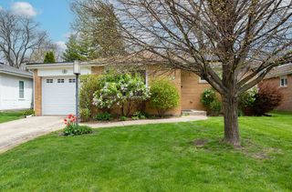 3 S School Street, Mount Prospect, IL 60056