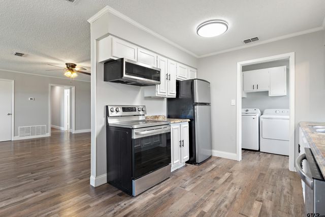 1501 Pearl Street, Lindale, TX 75771
