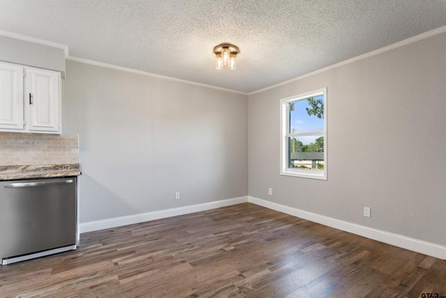 1501 Pearl Street, Lindale, TX 75771