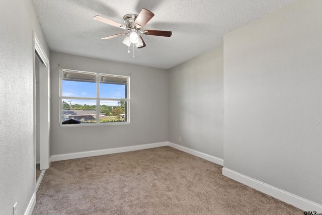 1501 Pearl Street, Lindale, TX 75771