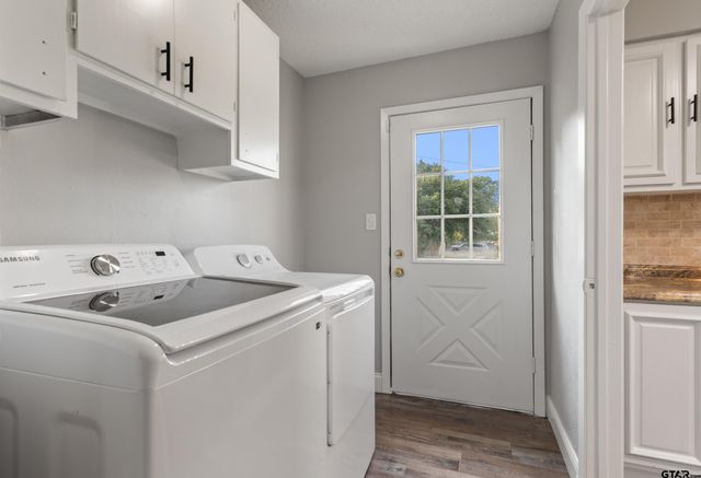 1501 Pearl Street, Lindale, TX 75771