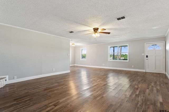 1501 Pearl Street, Lindale, TX 75771
