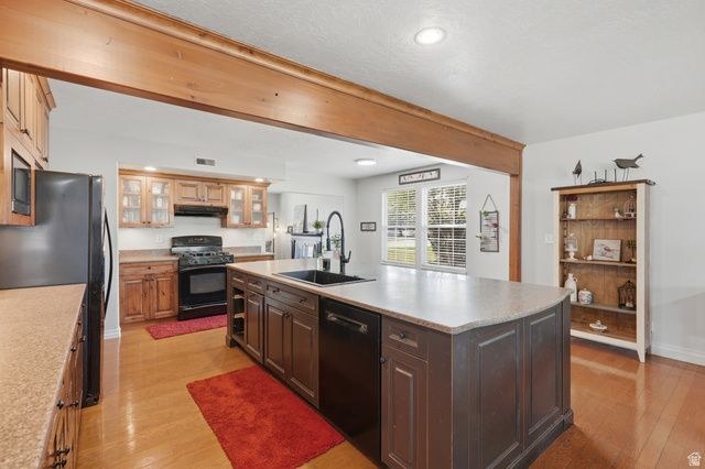 588 W 2125 N, West Bountiful, UT 84087